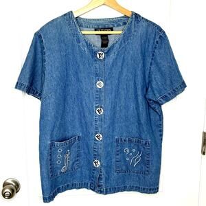 Vintage Wms Large Sea Life Embroidered Pockets Chambray Shirt Coastal Novelty
